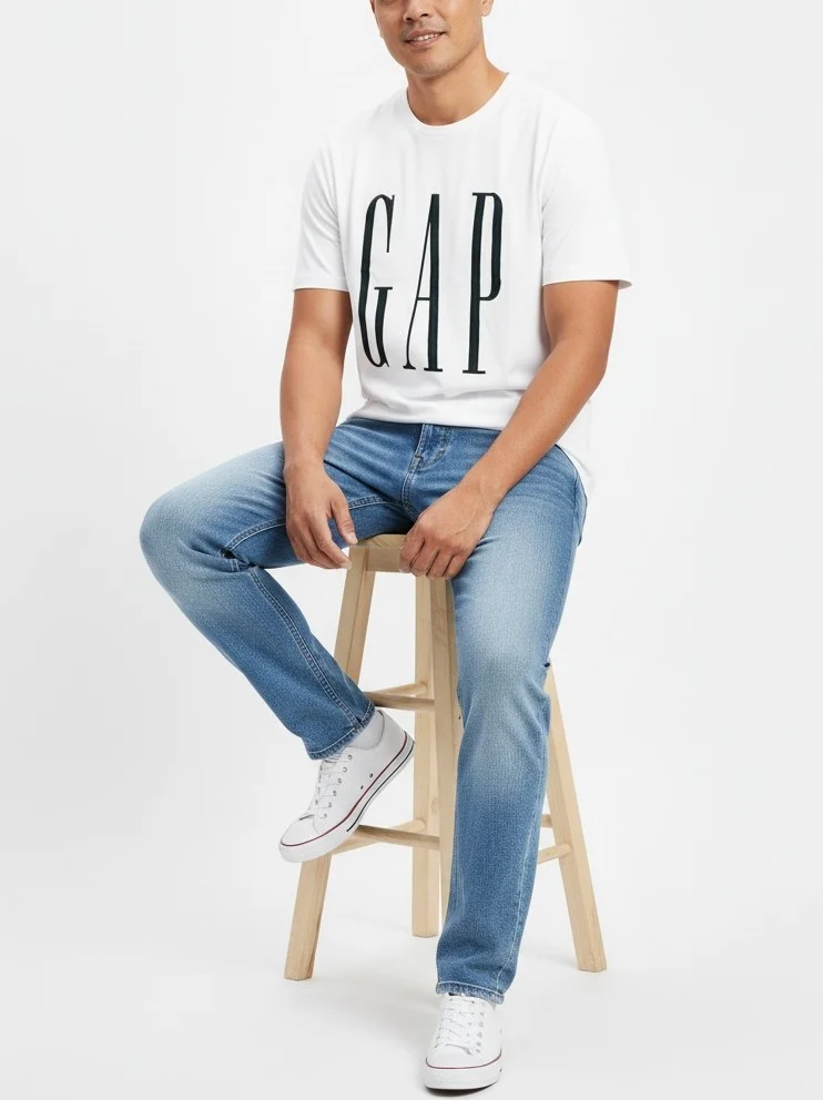 Gap Logo Men's T-shirt (Large) - Image 2