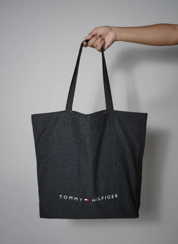 Tommy Hilfiger Canvas Tote Bag (Black) - Image 8