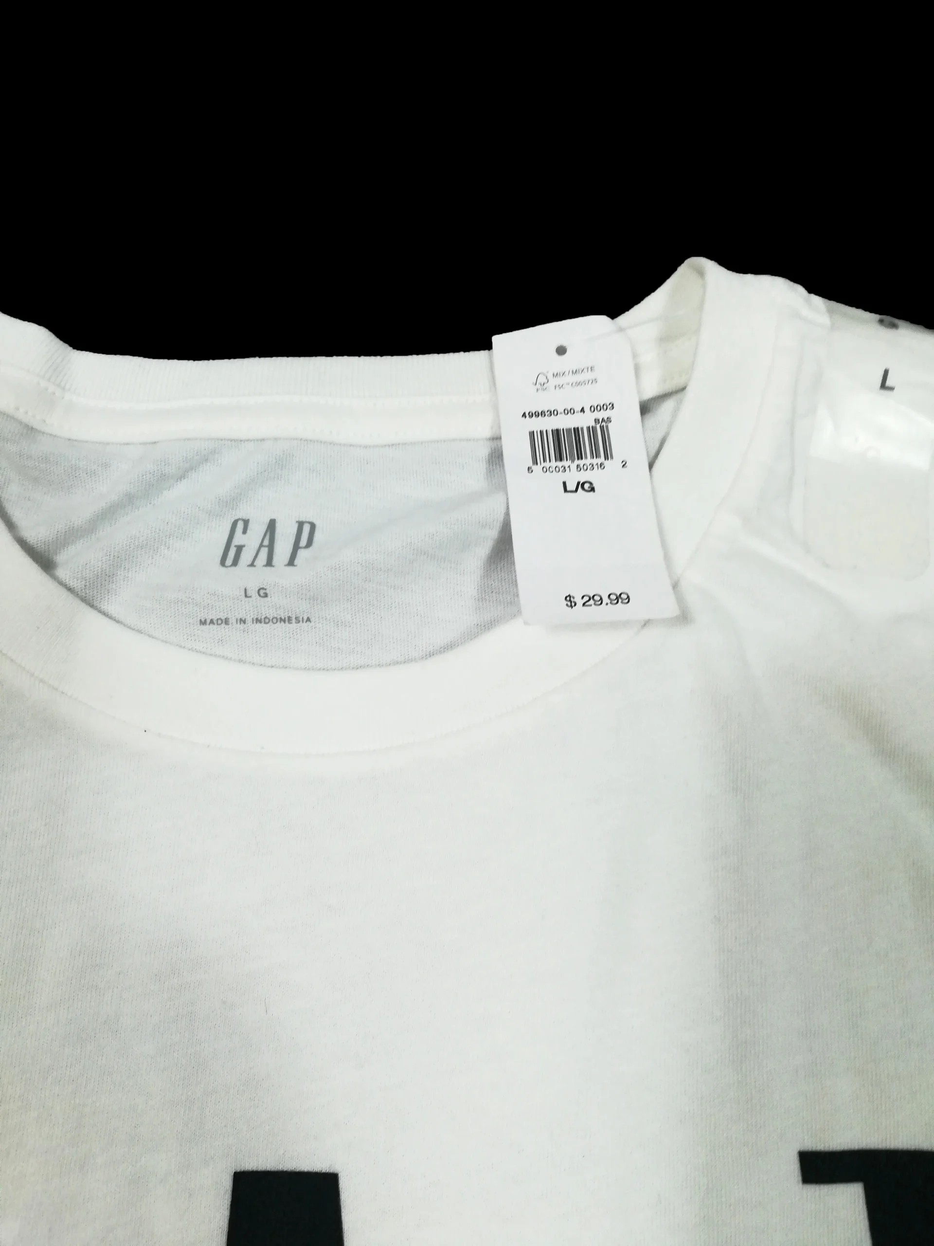 Gap Logo Men's T-shirt (Large) - Image 7