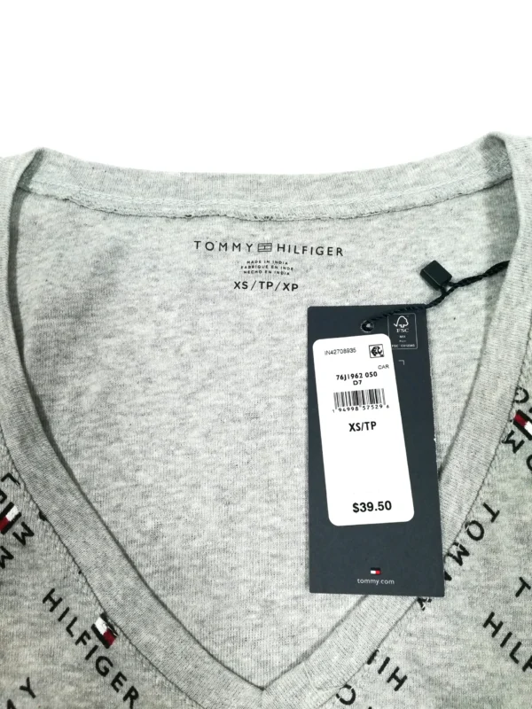 Tommy Hilfiger Women's Short-Sleeve V-Neck Flag (XS) - Image 3
