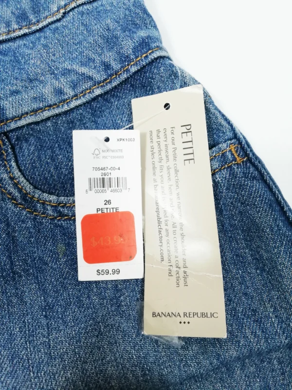 Banana Republic Women's High-Rise Denim Shorts (Size 26  2P, 3 Inseam) - Image 4
