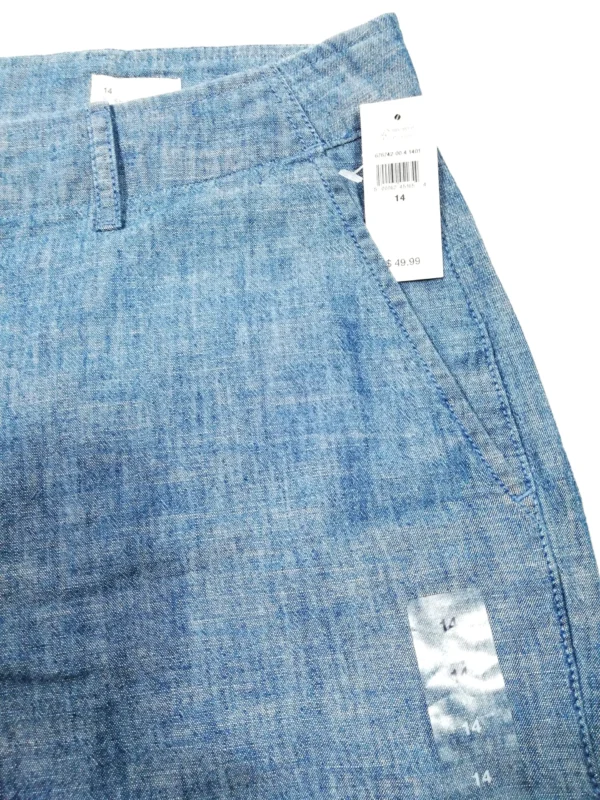 GAP Women's Mid-Rise Denim Shorts (Size 14, 5” Inseam) - Image 4