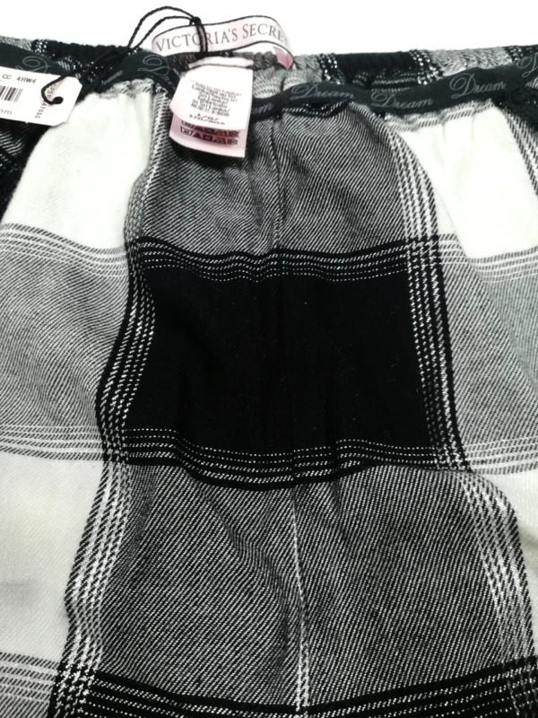 Victoria's Secret Women's Lace Plaid Sleep Shorts (Large) - Image 5