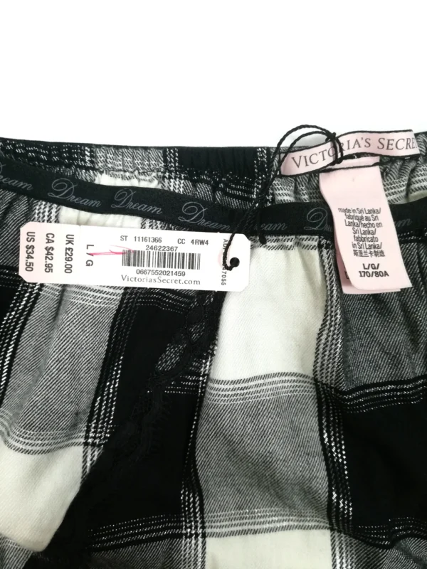 Victoria's Secret Women's Lace Plaid Sleep Shorts (Large) - Image 4